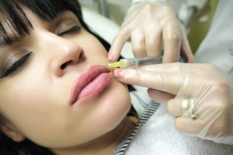 Klinika Venus Center, Vizita Dermatologjike, Ekzaminim i lekures, Injeksion me Plazem, Analize 3D e lekures, ekzaminim i lekures me llampe Wood, diagnostikim nishanesh me dermatoskop, UVB narrow Band per trajtimin e vitiligos